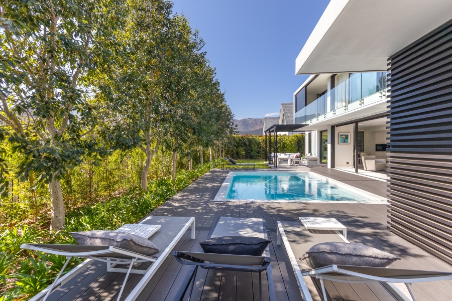 4 Bedroom Property for Sale in Pearl Valley at Val de Vie Western Cape